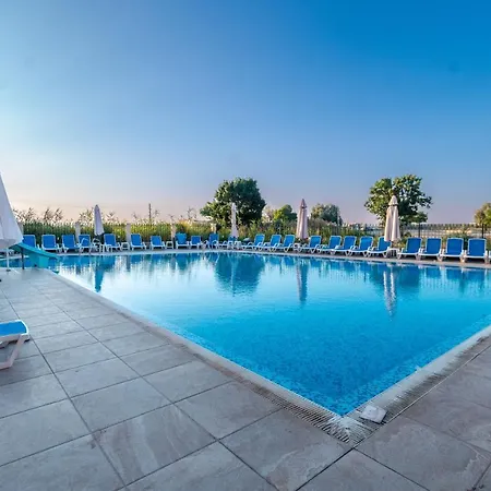 Veramar 4* קרנבו